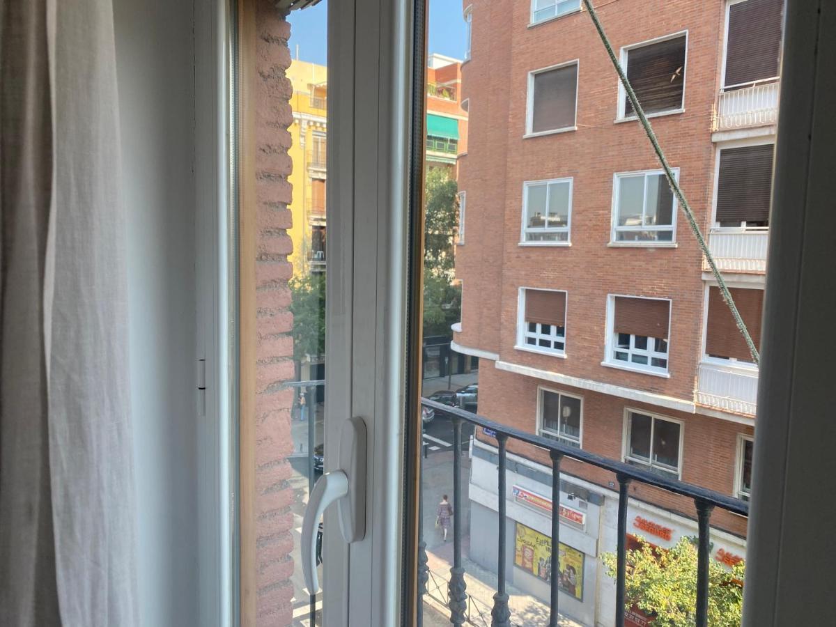 Lovely Studio Con Balconcitos Madri Exterior foto